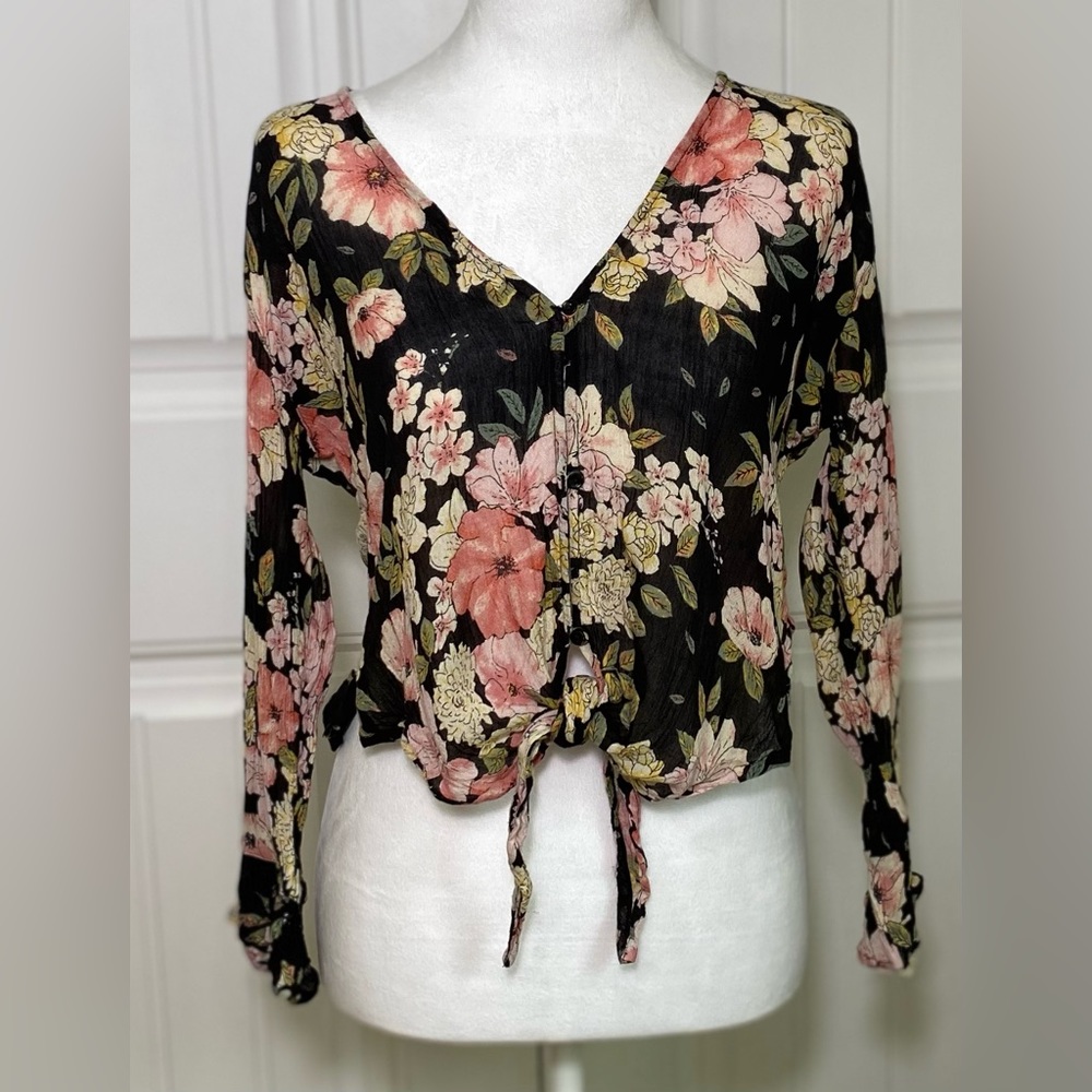 Y2K Black Floral Sheer Crop Top Small/Medium